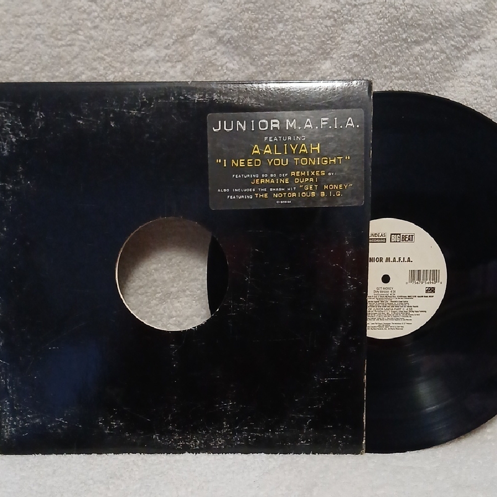 Vintage J.U.N.I.O.R Mafia Featuring Aaliyah-And A Bonus Track "GET MONEY".